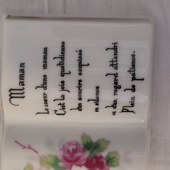 Japanese porcelain mini book on tripod stand with French verse. - Picture 10 of 12